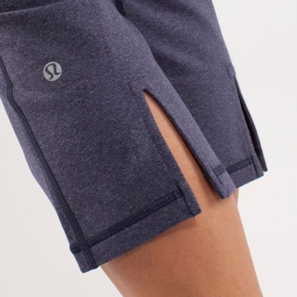 Lululemon Gather & Crow Crop Heathered Deep Indigo Size 6 - Picture 5 of 13